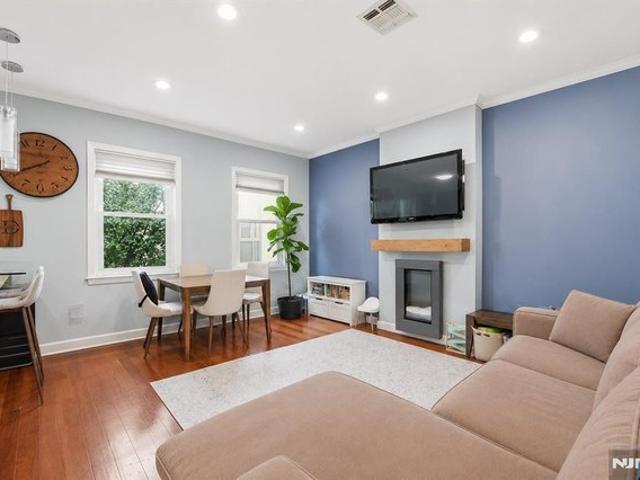 Condo for sale in Hudson, New Jersey