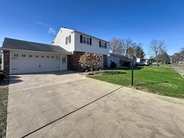 House for sale in East Moline, Illinois
