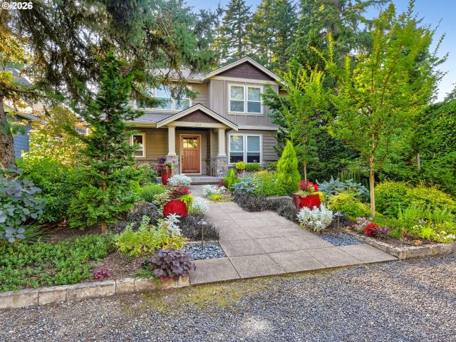 House for sale in Forest Hills, Lake Oswego