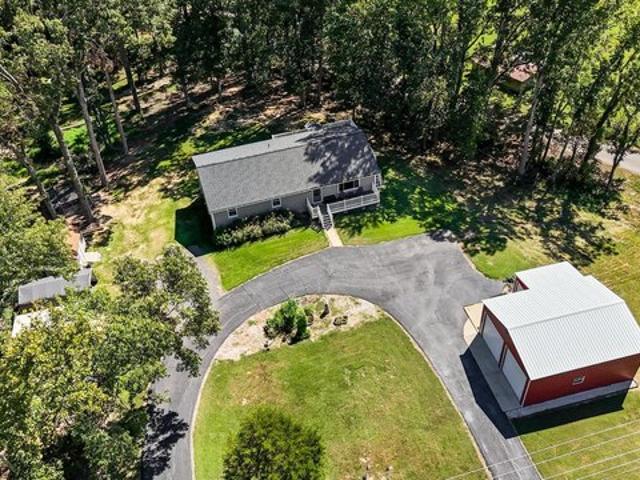 House for sale in Huntingtown, Maryland