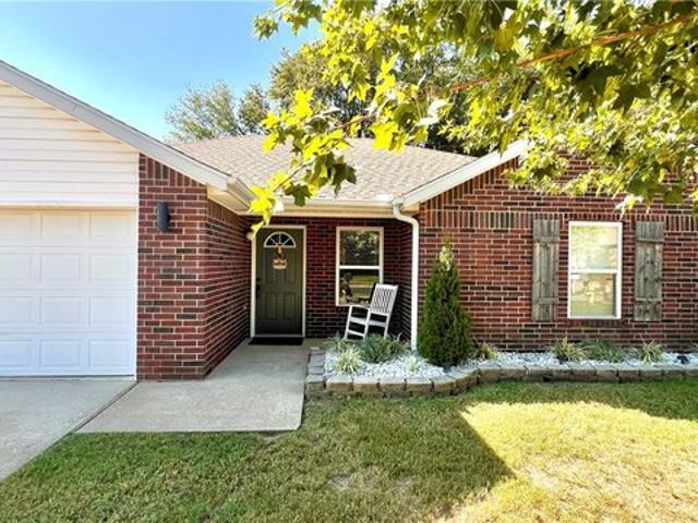House for sale in Lowell, Benton County