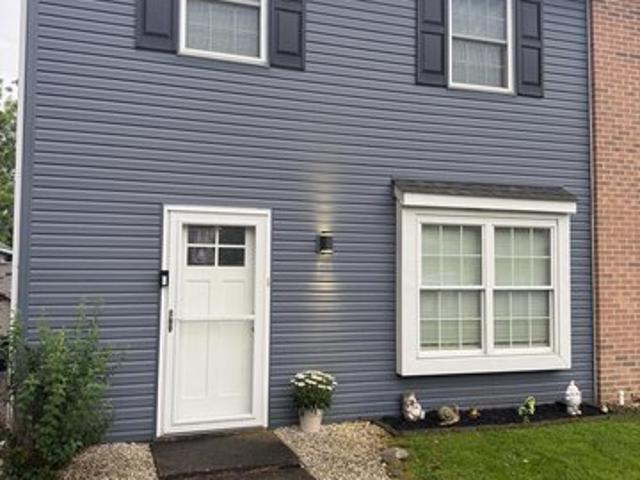 Townhouse for sale in Mount Joy, Pennsylvania