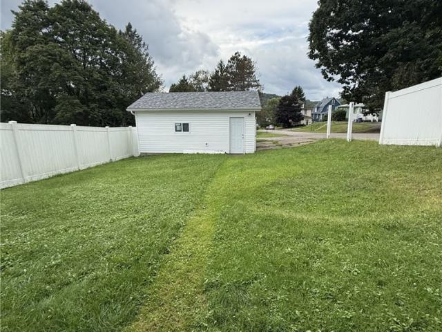 House for sale in Venango, Pennsylvania