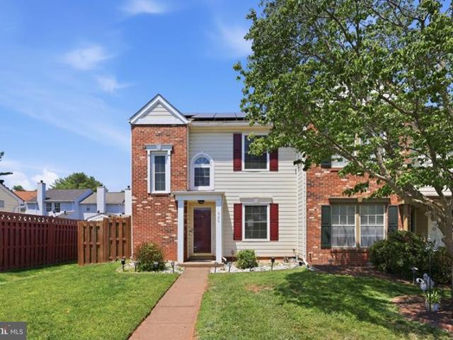 Townhouse for sale in Virginia