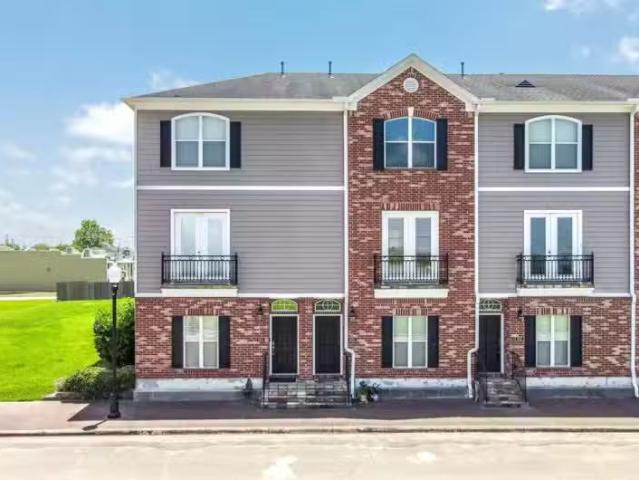 Condo for sale in Beaumont Condo for sale in Beaumont