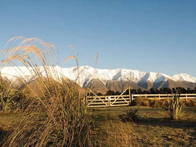 Property for sale in Windwhistle, Canterbury