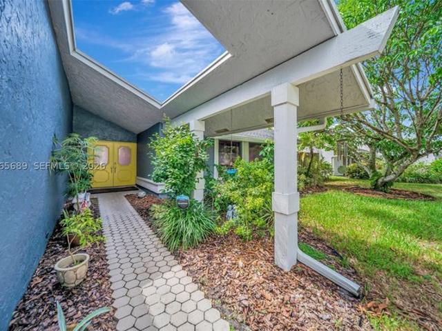 House for sale in Plantation, Florida