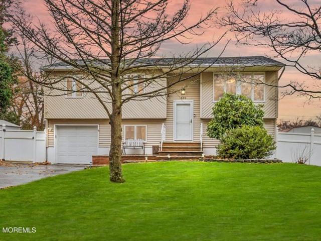 House for sale in Forest Acres, Toms River