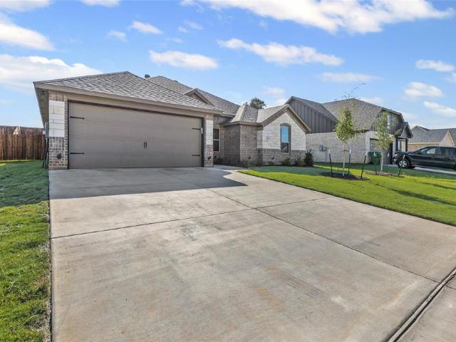 House for sale in Springtown, Parker County