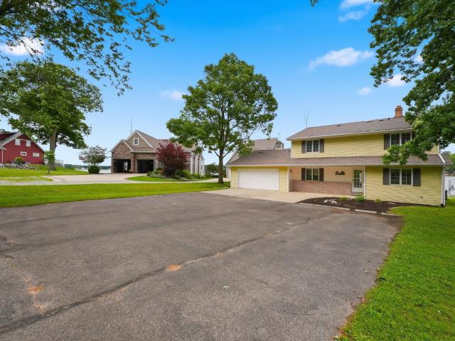 House for sale in Hamilton, Indiana