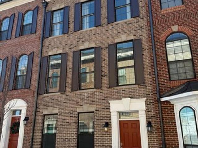 Townhouse for sale in Oxon Hill, Maryland