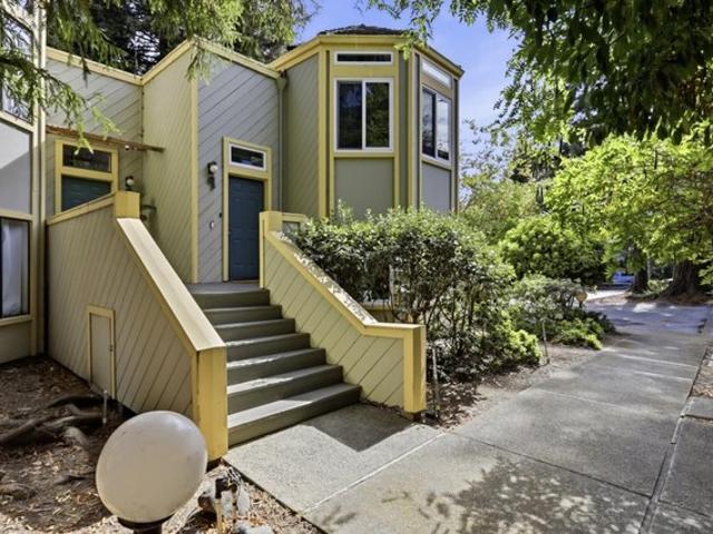 Townhouse for sale in Mountain View, California