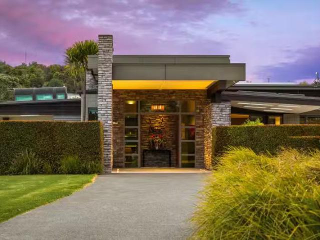 House for sale in Kawau Island