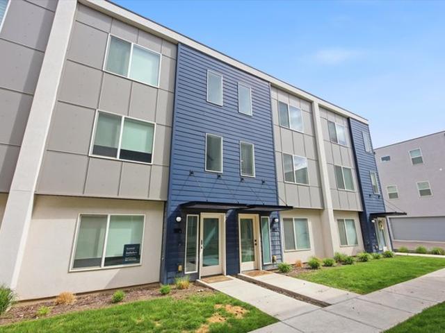 Townhouse for sale in North Salt Lake, Utah
