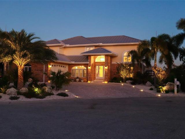 House for sale in Holmes Beach, Florida