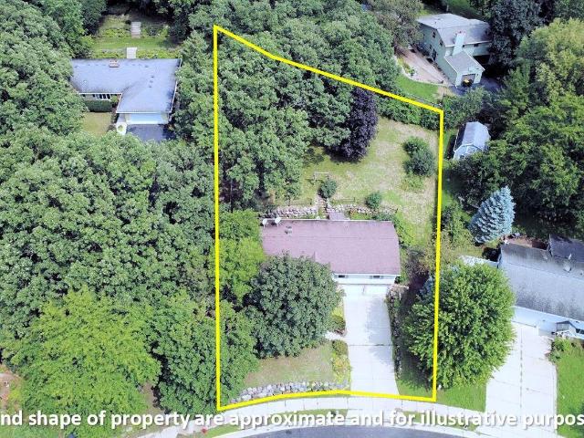 House for sale in Cottage Grove, Wisconsin