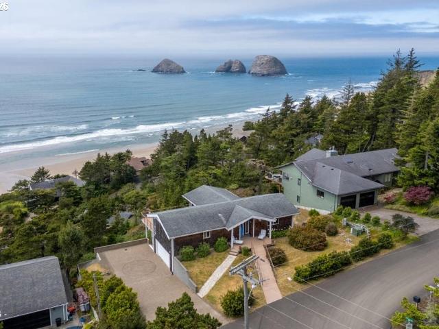 House for sale in Oregonia