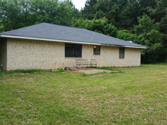 House for sale in Grapeland, Texas