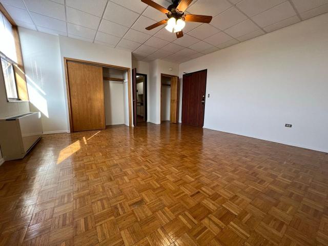 Apartment for rent in Chicago Park, Illinois