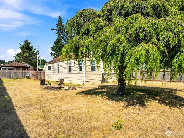 House for sale in Elma, Washington