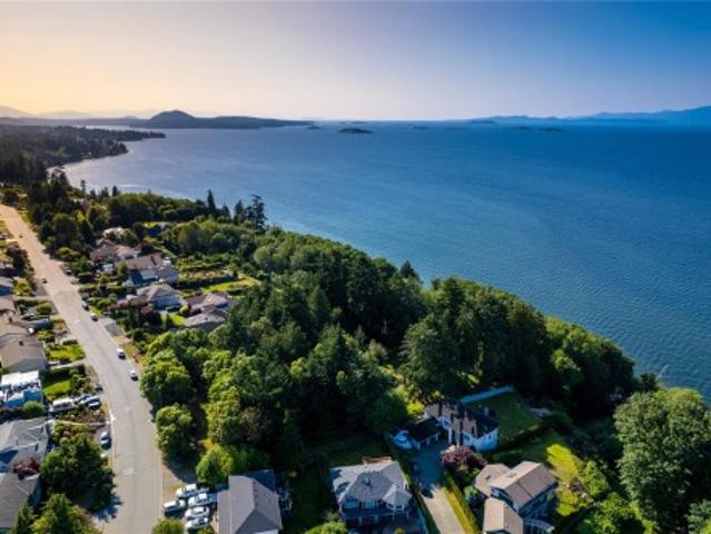 Land for sale in Nanaimo, British Columbia