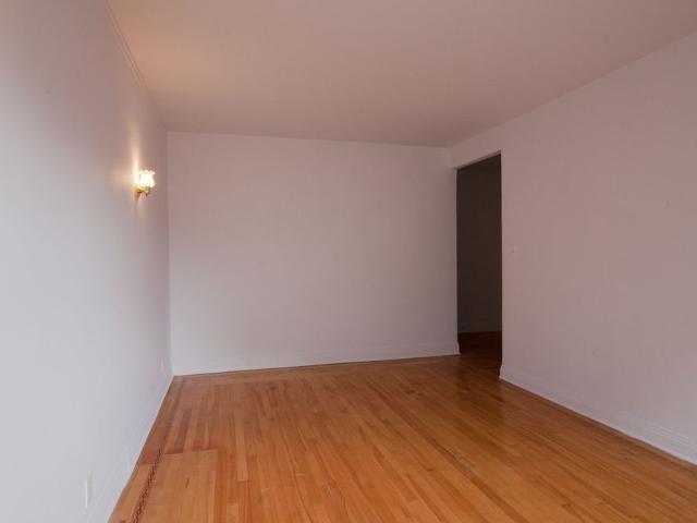 Apartment for rent in St. Leonard's, Quebec