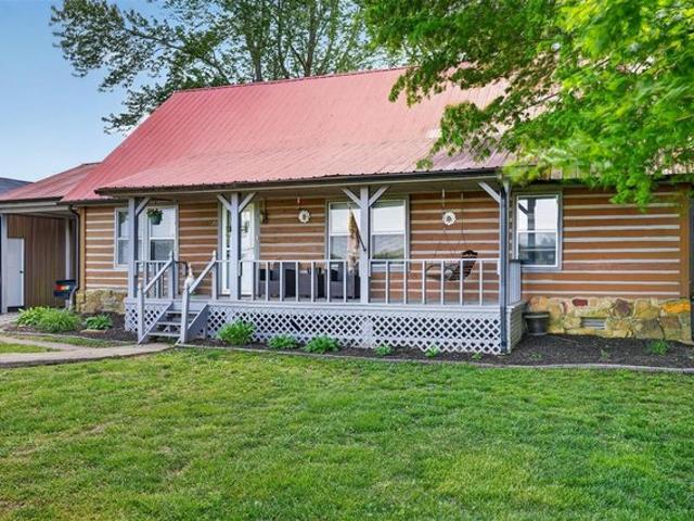 House for sale in Sharon Grove, Kentucky