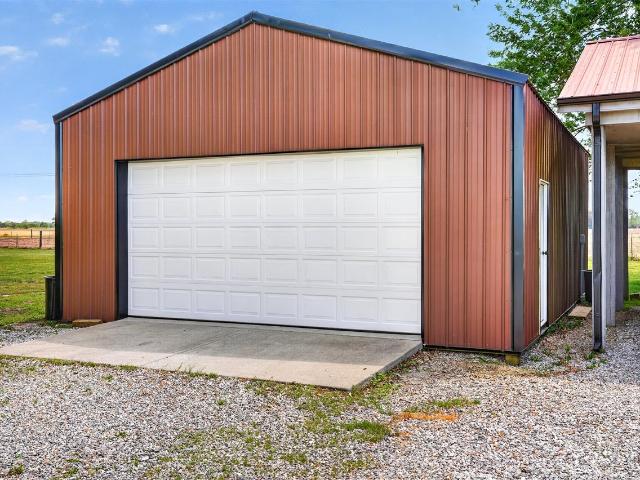 House for sale in Sharon Grove, Kentucky
