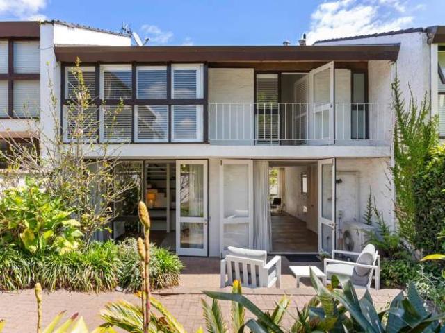 Townhouse for sale in Hillersden, Oroua County