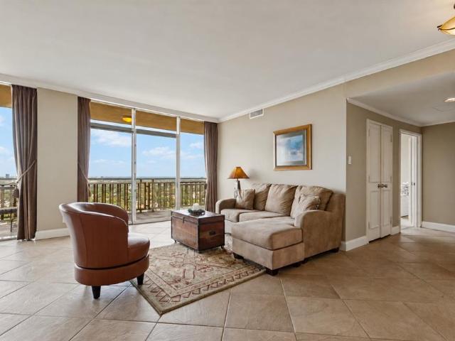 Condo for sale in Dallas, Dallas County