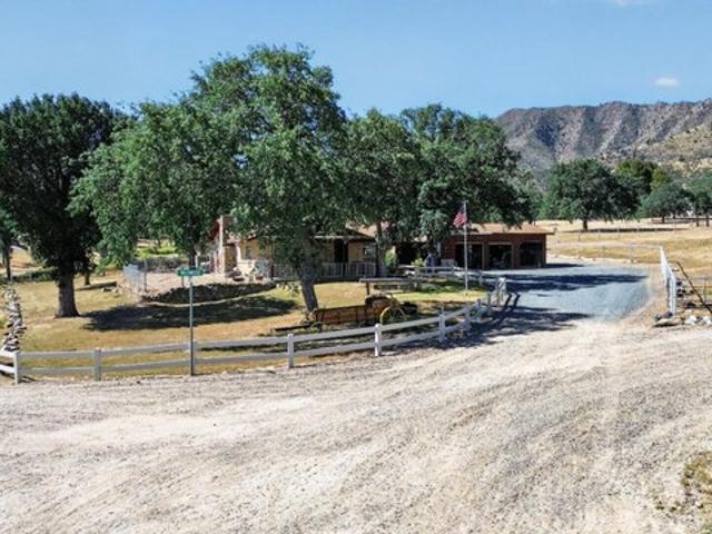 House for sale in Lake Isabella, California