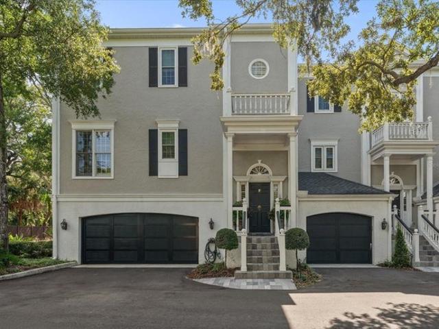Townhouse for sale in Tampa, Florida