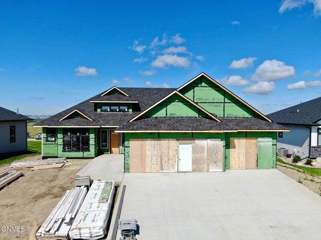 House for sale in Bismarck, North Dakota