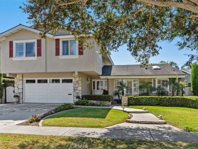 House for sale in Huntington Beach, California
