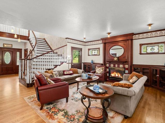 House for sale in Greenacres, Washington