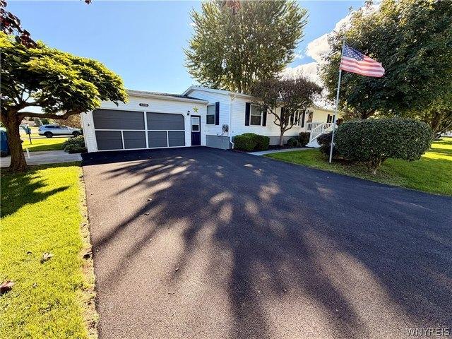 House for sale in Niagara, New York