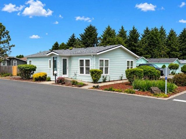 House for sale in Oregonia