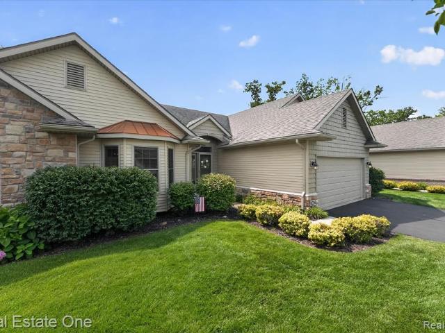Condo for sale in Brighton, Michigan