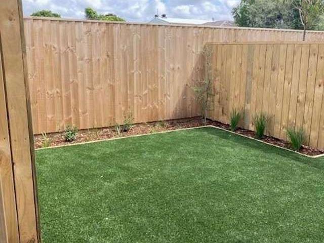 Townhouse for rent in Avondale, Oroua County