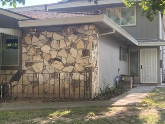 Condo for sale in Carmichael, California