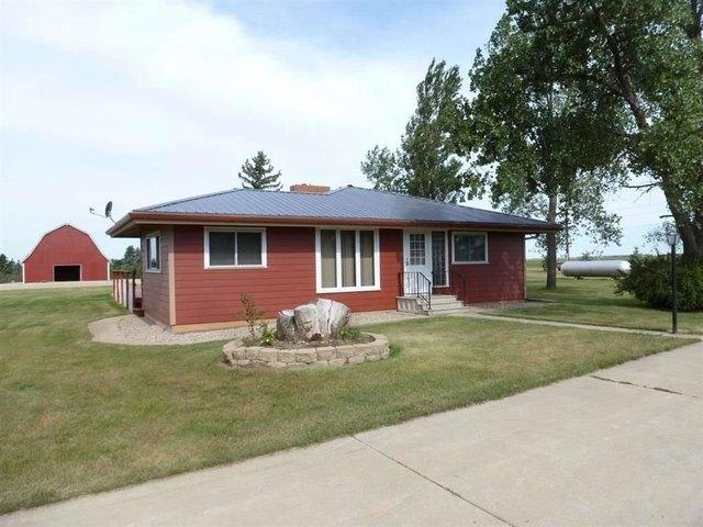 House for sale in Plaza, North Dakota