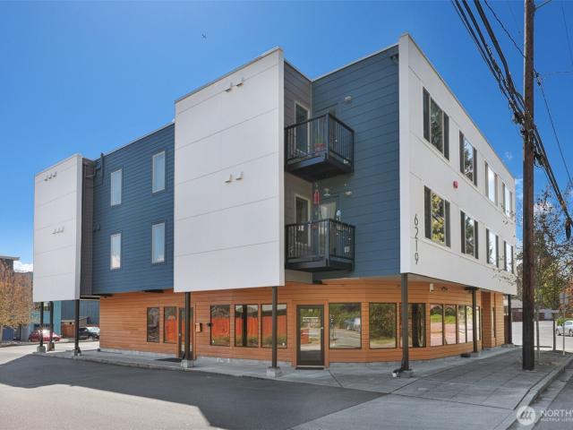 Condo for sale in Kenmore, Washington