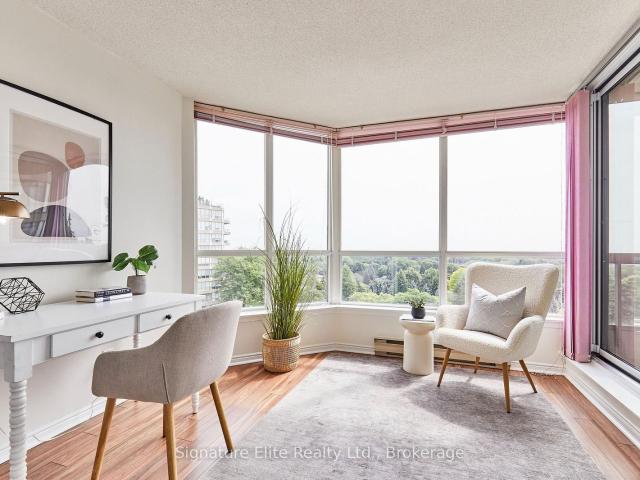 Condo for sale in Toronto, Golden Horseshoe