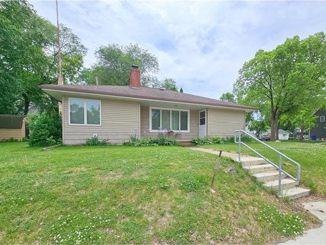 House for sale in Clarkfield, Minnesota