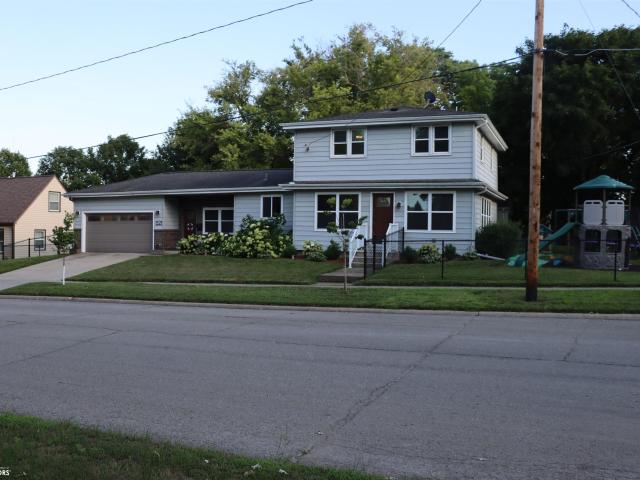 House for sale in Cerro Gordo, Iowa