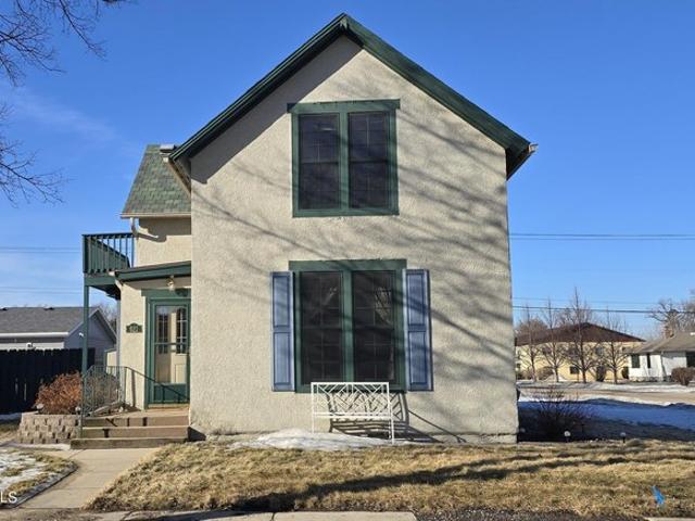 House for sale in Jamestown, North Dakota