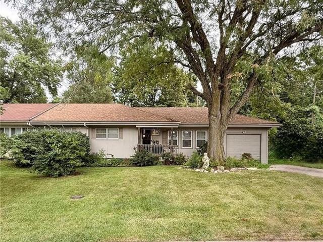 Townhouse for sale in Belton, Missouri