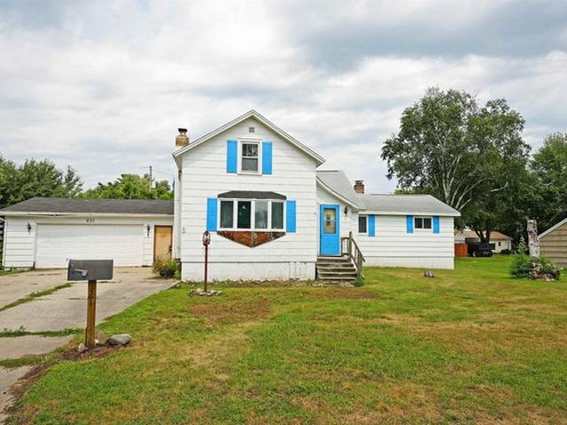 House for sale in Oconto, Wisconsin
