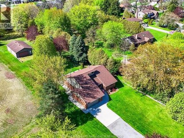 House for sale in Kingsville, Ontario