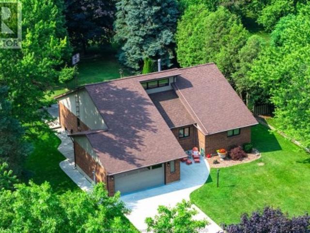 House for sale in Kingsville, Ontario